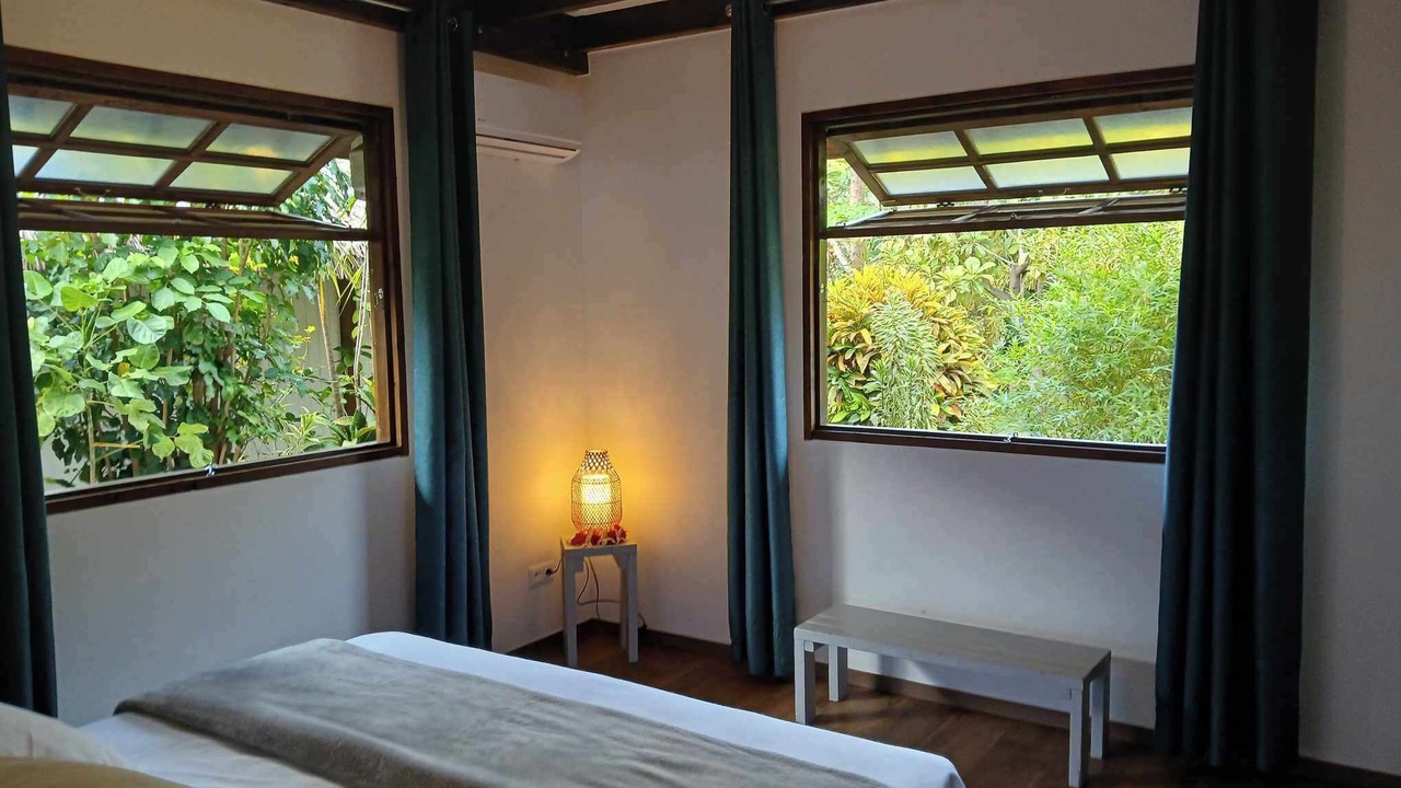 Photo of Bedroom in Paea