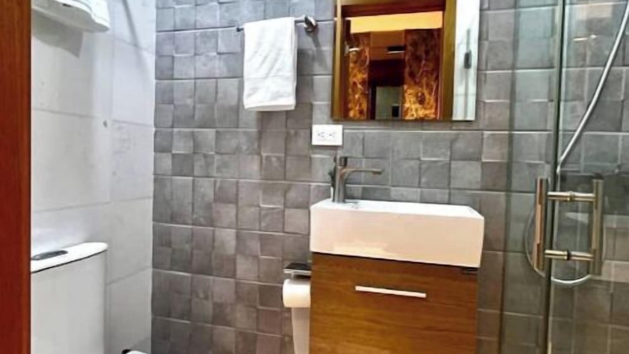 Photo of Bathroom in Serralles