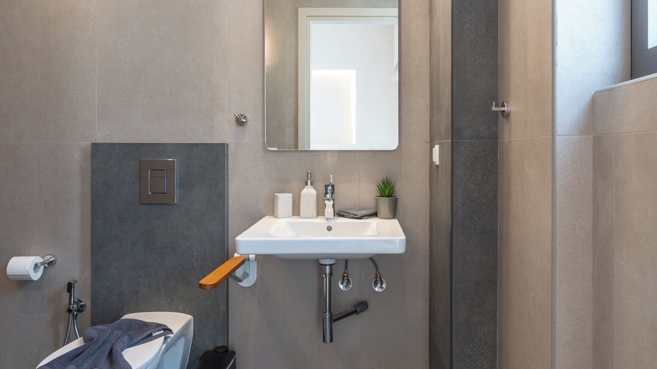Photo of Bathroom in Halepa