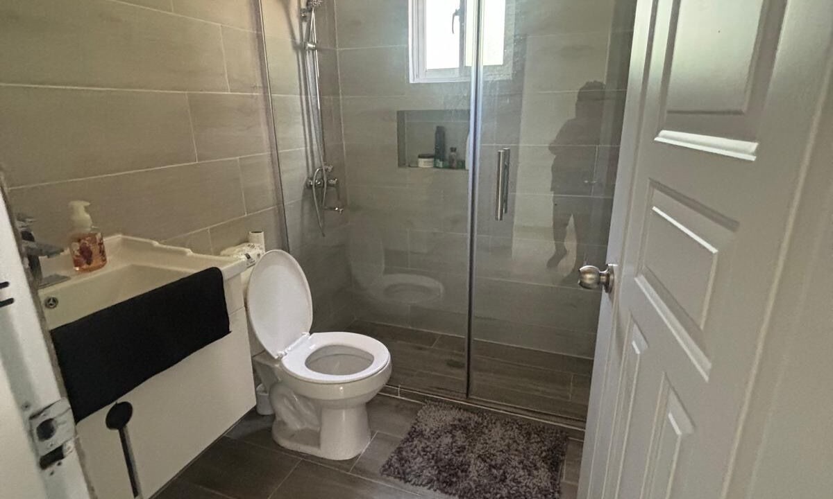 Photo of Bathroom in La Joya