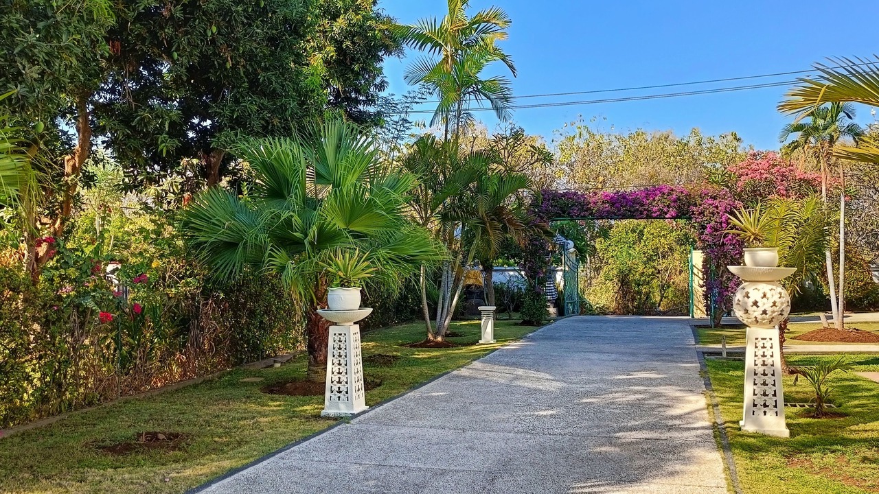 Photo of Outdoor in Umeanyar