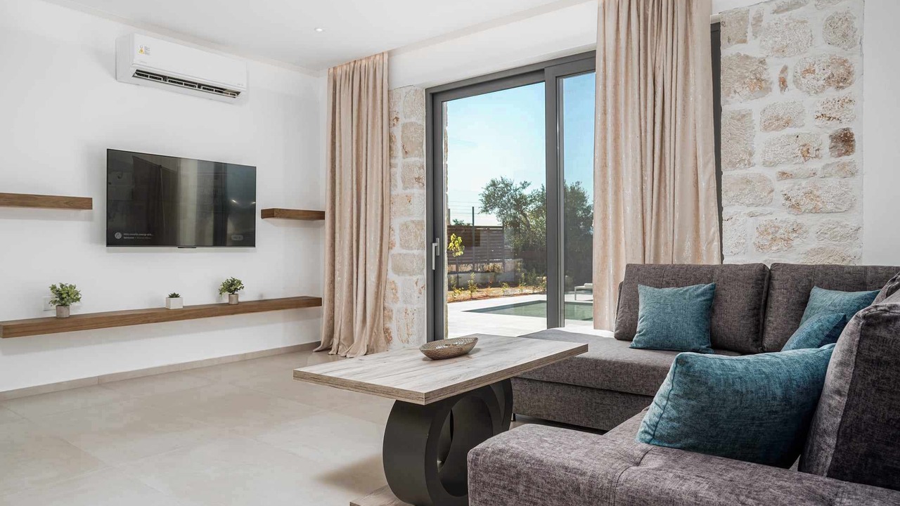 Photo of Livingroom in Neromilos