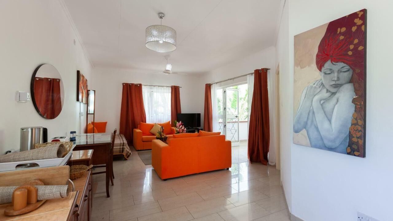 Photo of Livingroom in Praslin Island