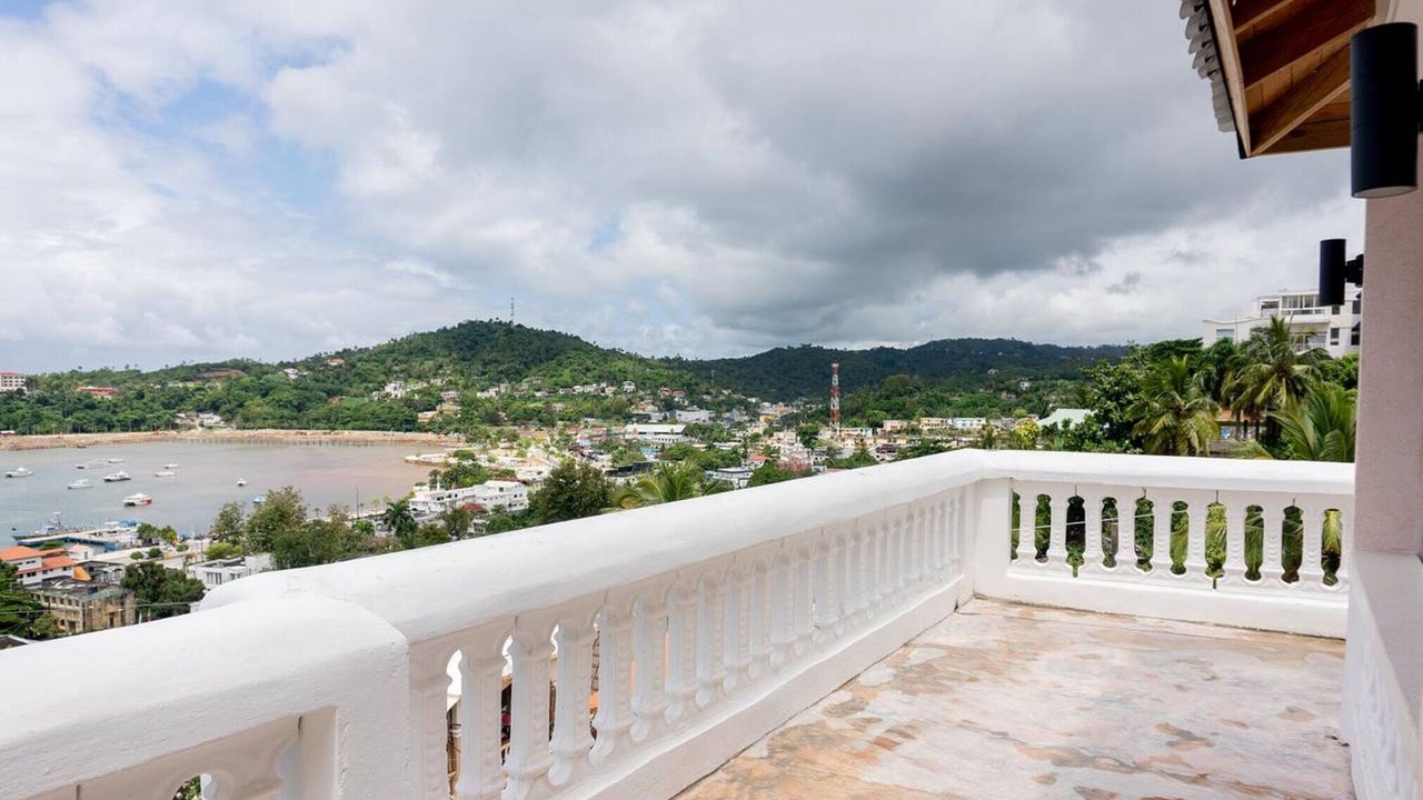 Photo of Patio Balcony in Barrio La Fortaleza Vieja
