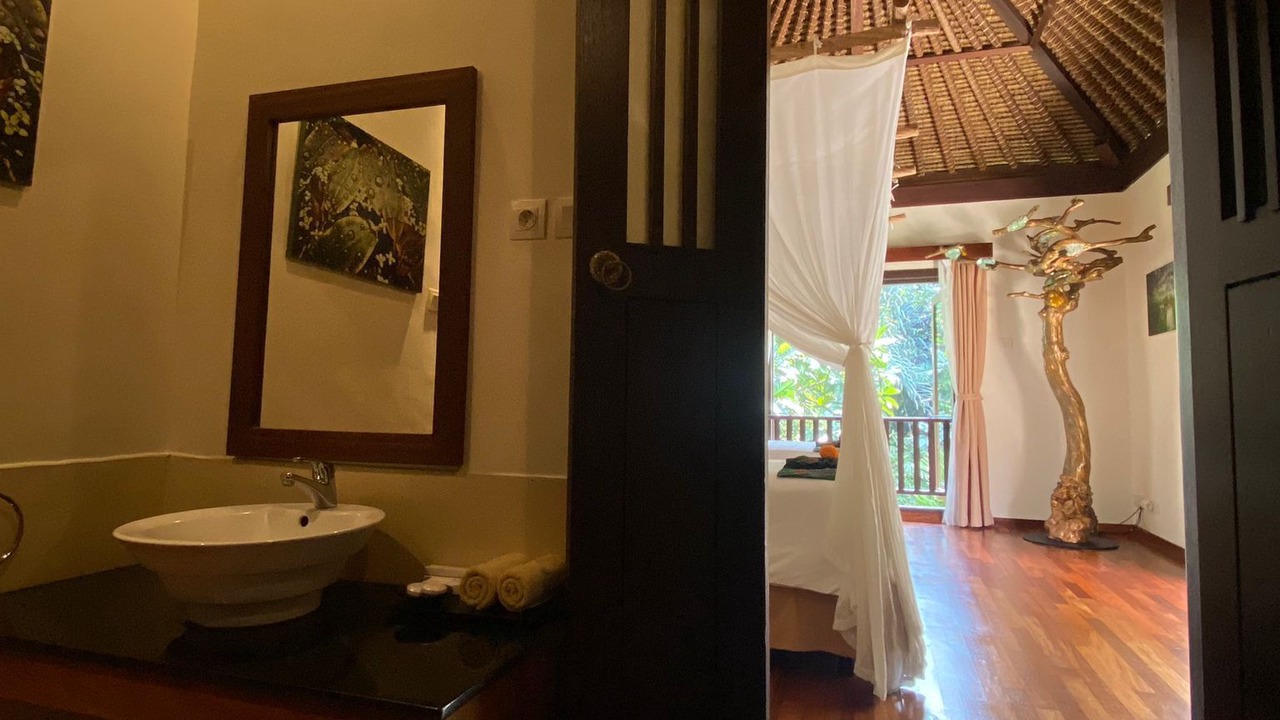 Photo of Bathroom in Peliatan