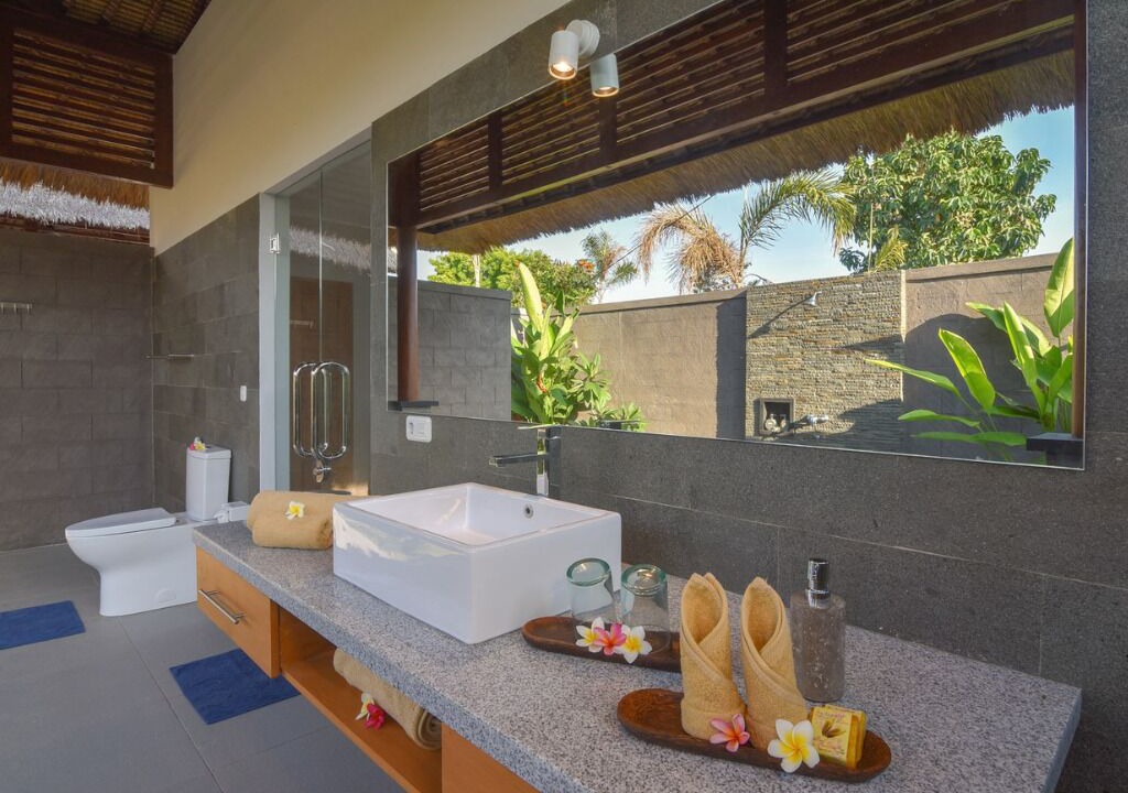 Photo of Bathroom in Kalisada