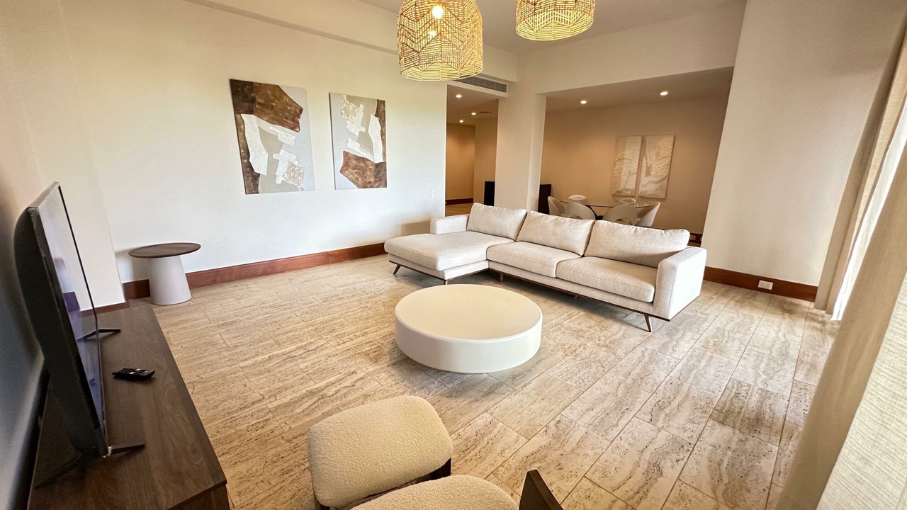 Photo of Livingroom in Los Altos