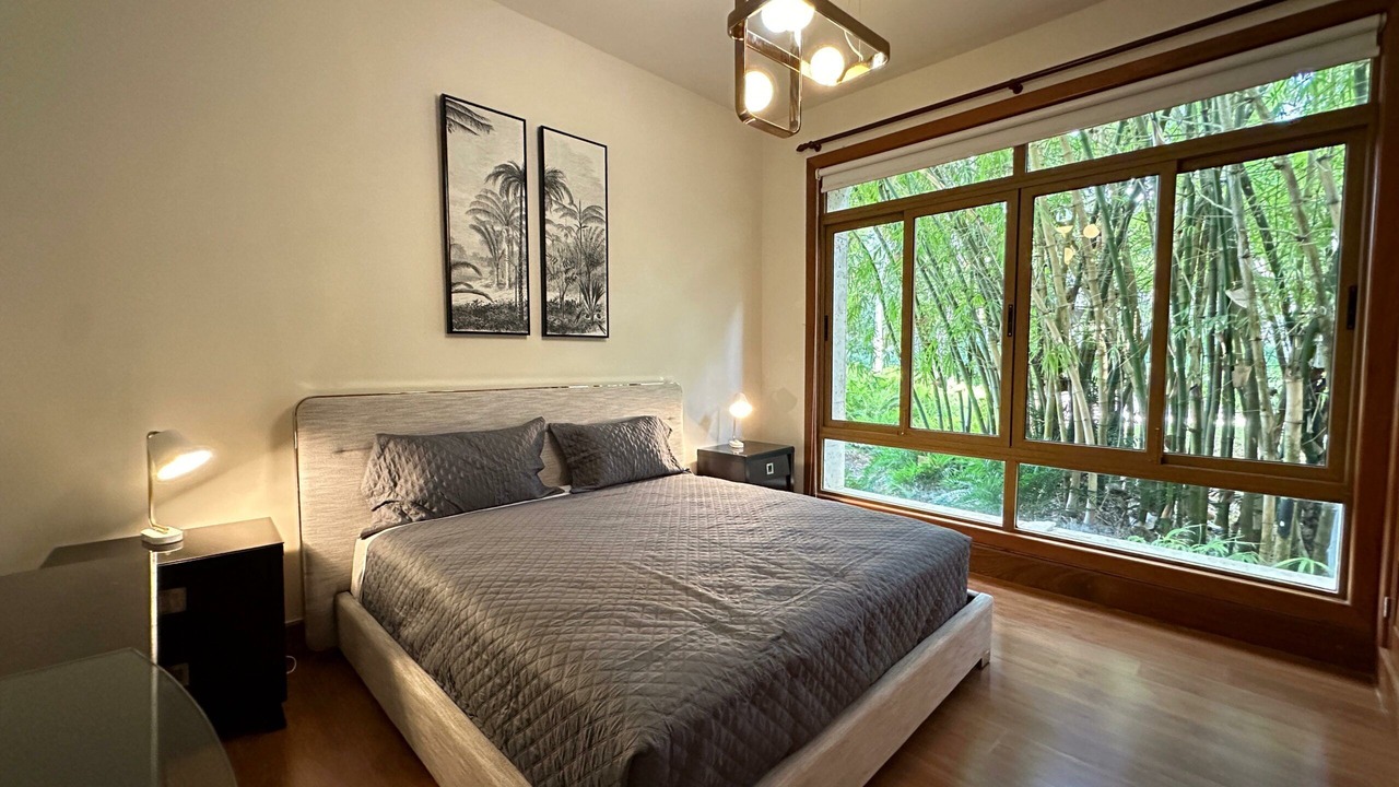 Photo of Bedroom in Los Altos