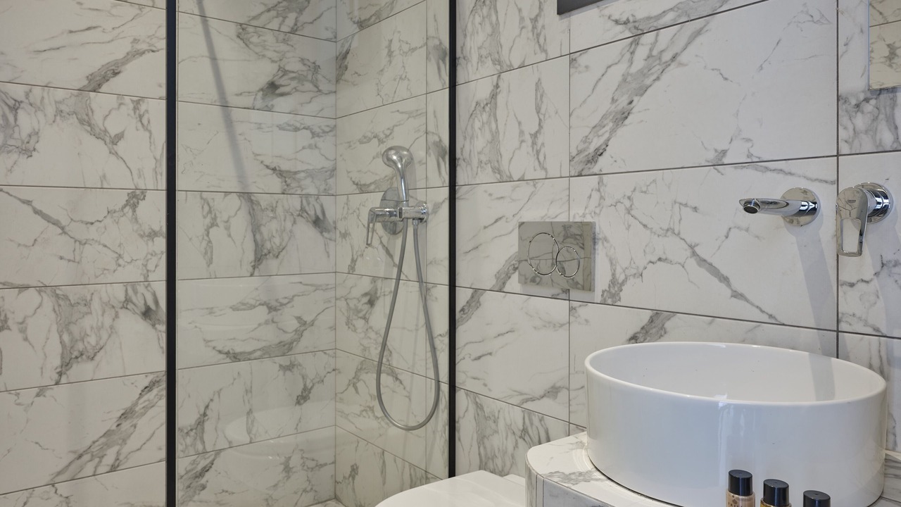Photo of Bathroom in Psarou