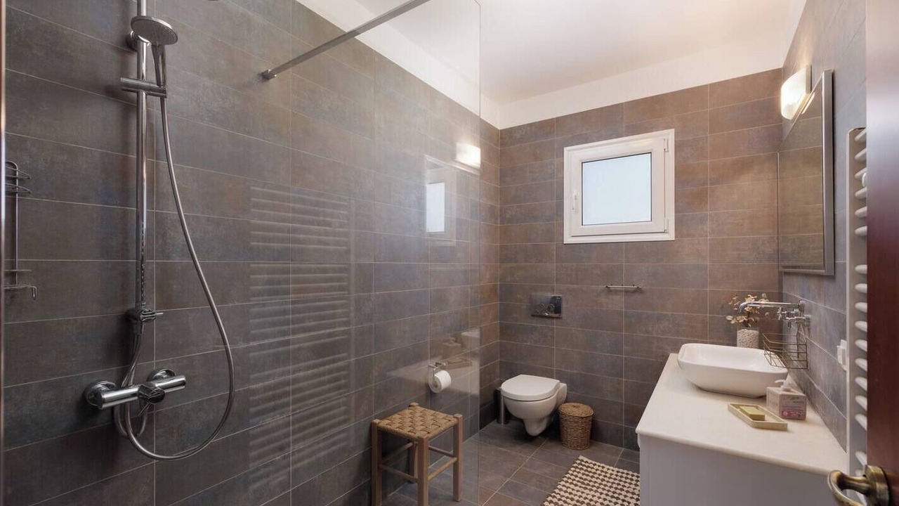 Photo of Bathroom in Melikia