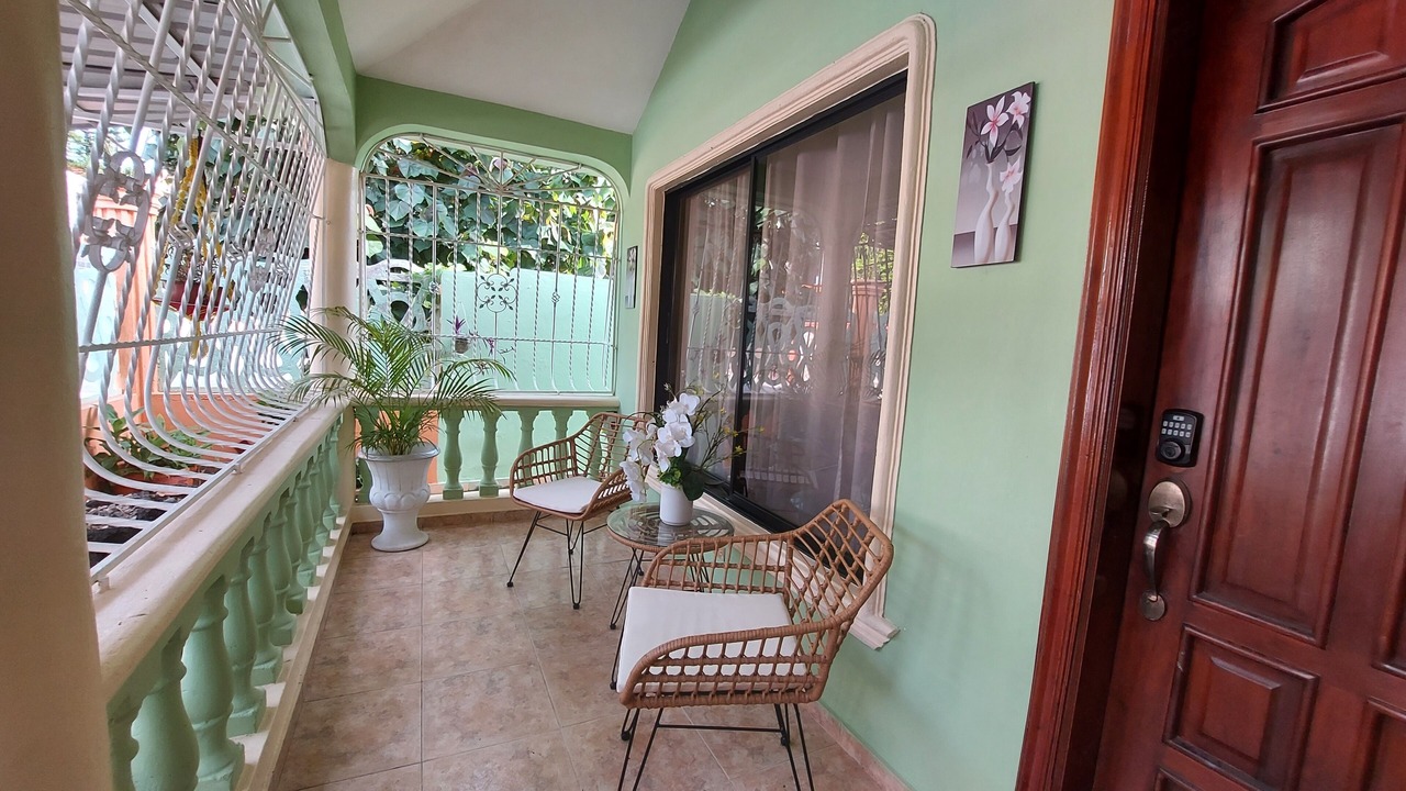 Photo of Patio Balcony in Los Frailes