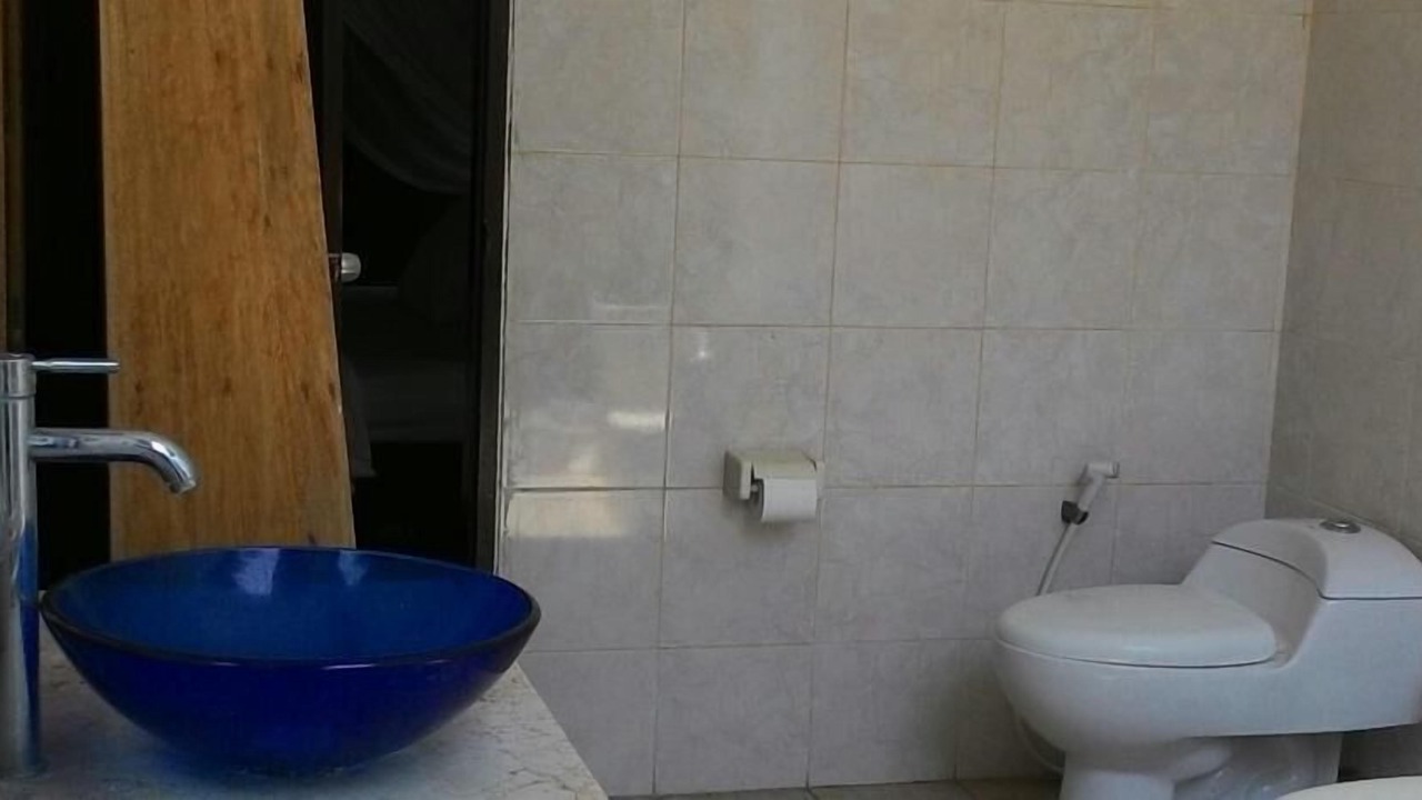 Photo of Bathroom in Kelating
