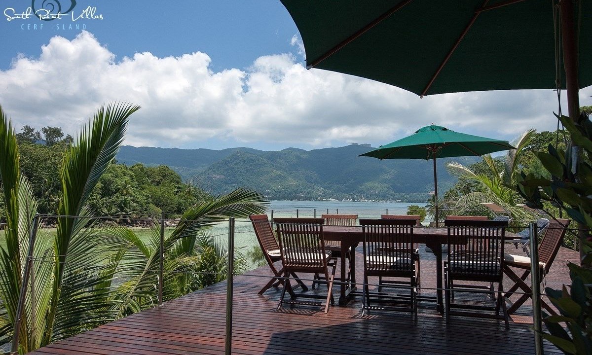 Photo of Patio Balcony in Cerf Island