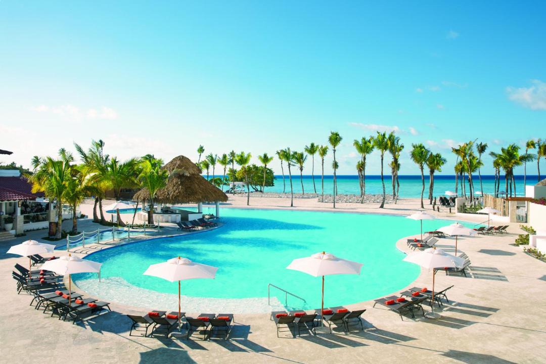 Photo of Others in Dominicus