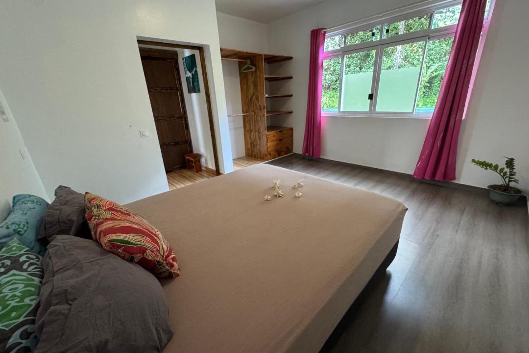 Photo of Bedroom in Taha'a