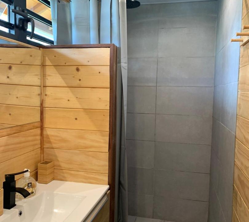 Photo of Bathroom in Vai'anae