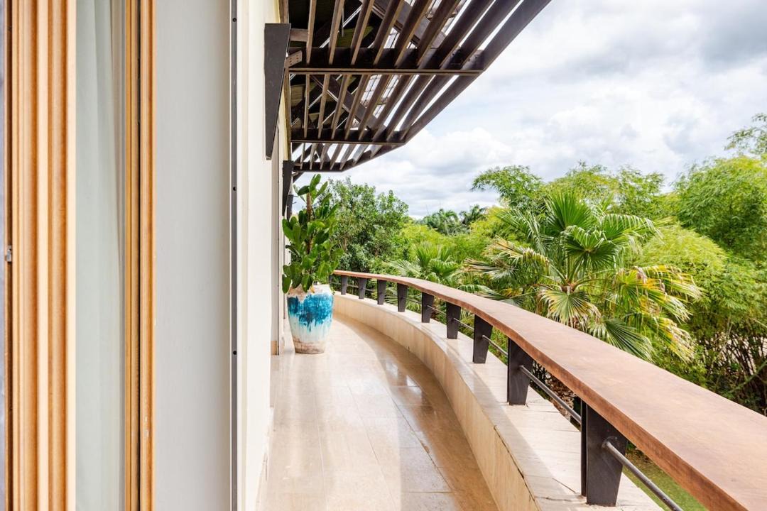 Photo of Patio Balcony in Los Altos