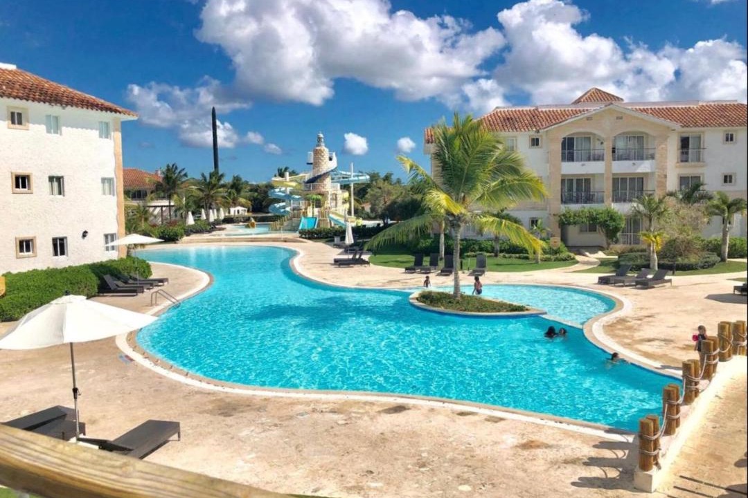 Photo of Others in Dominicus