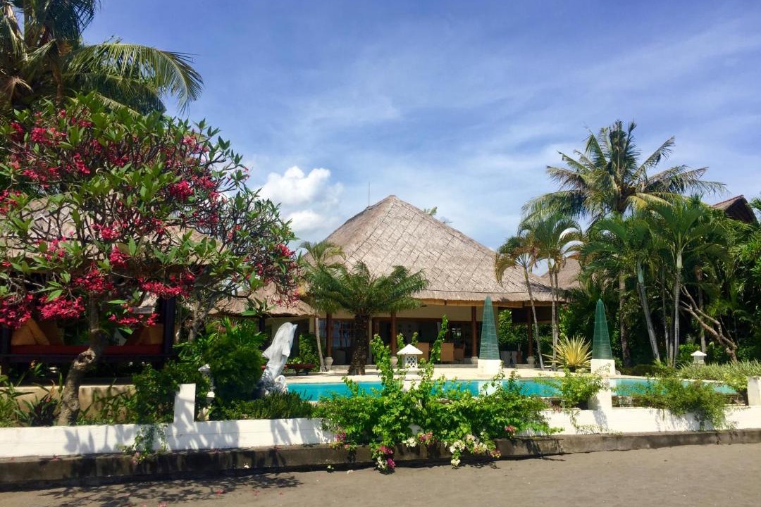 Photo of Buildings in Dencarik