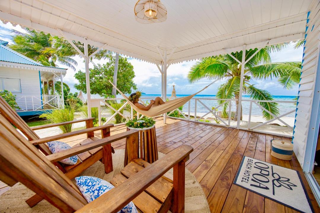 Photo of Patio Balcony in Teahupoo