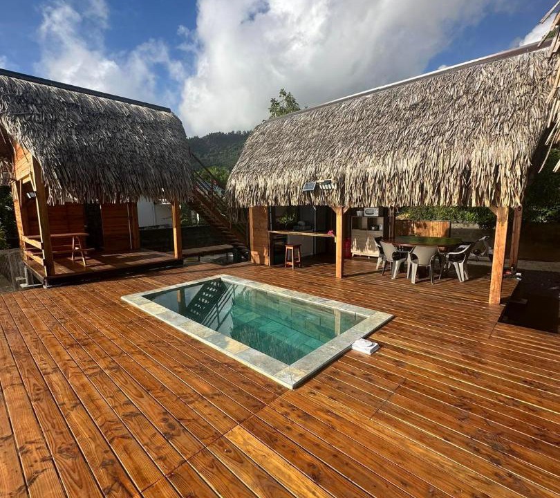 Photo of Others in Teahupoo