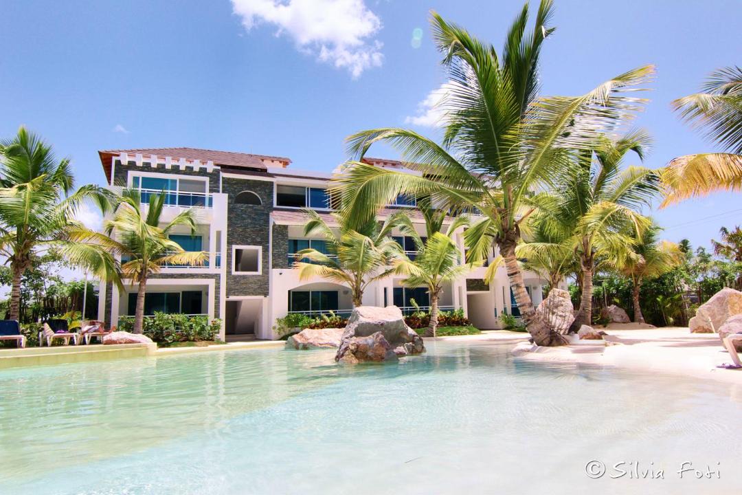 Photo of Others in Dominicus