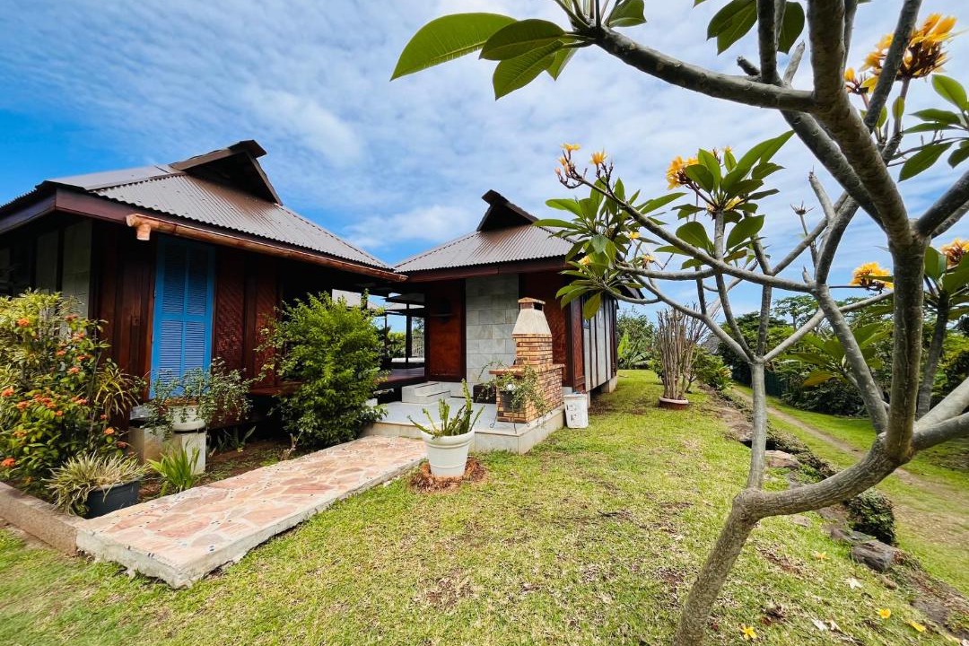 Photo of Others in Moorea-Maiao