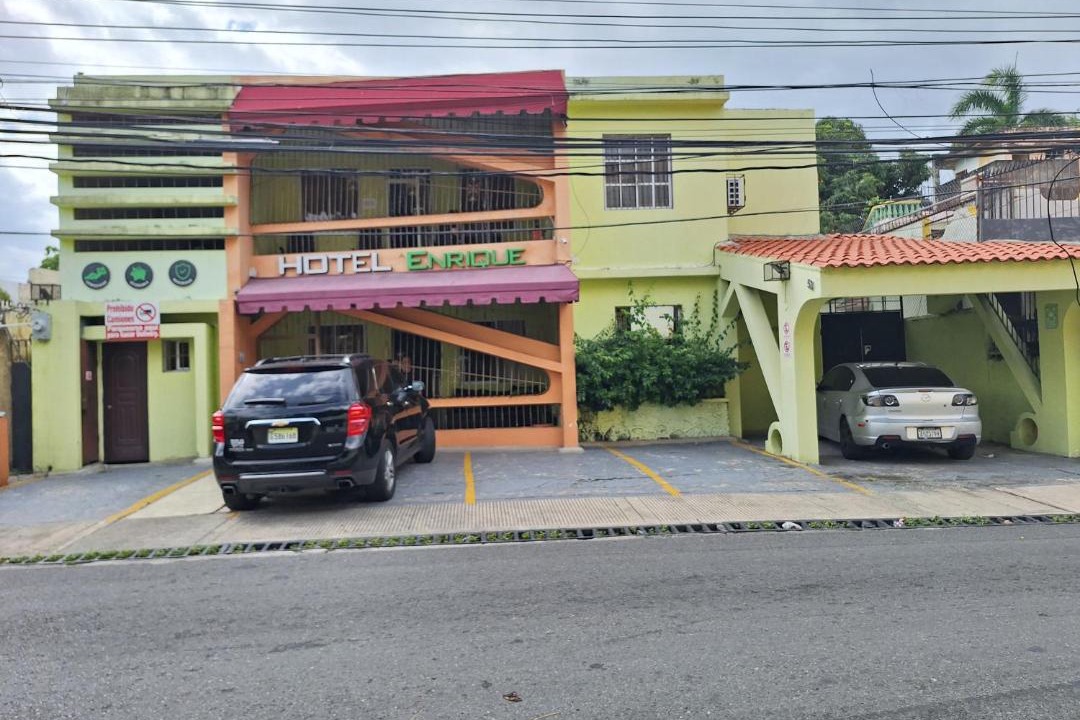 Photo of Buildings in Gascue
