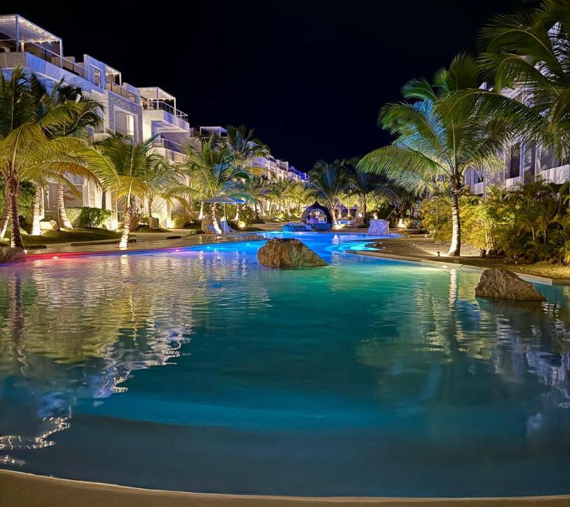 Photo of Others in Dominicus