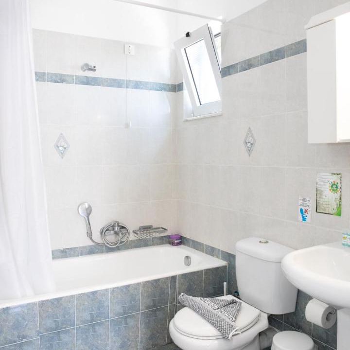 Photo of Bathroom in Tingaki