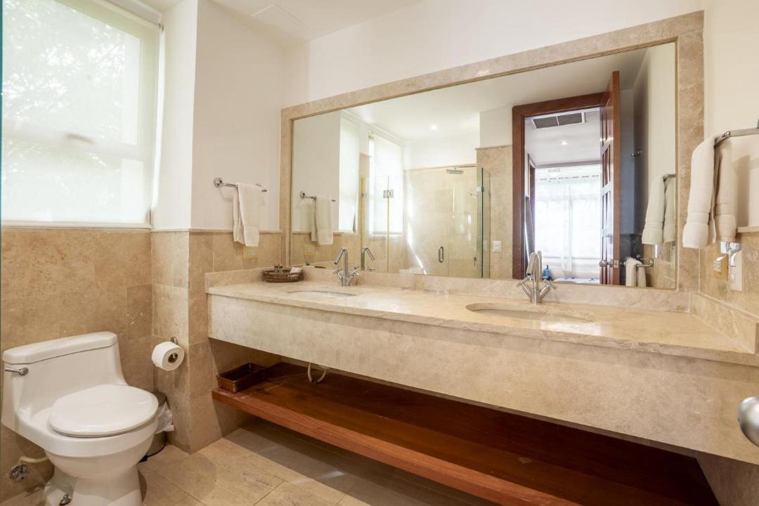 Photo of Bathroom in Los Altos