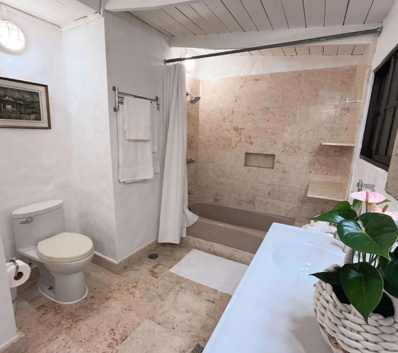 Photo of Bathroom in Los Lagos