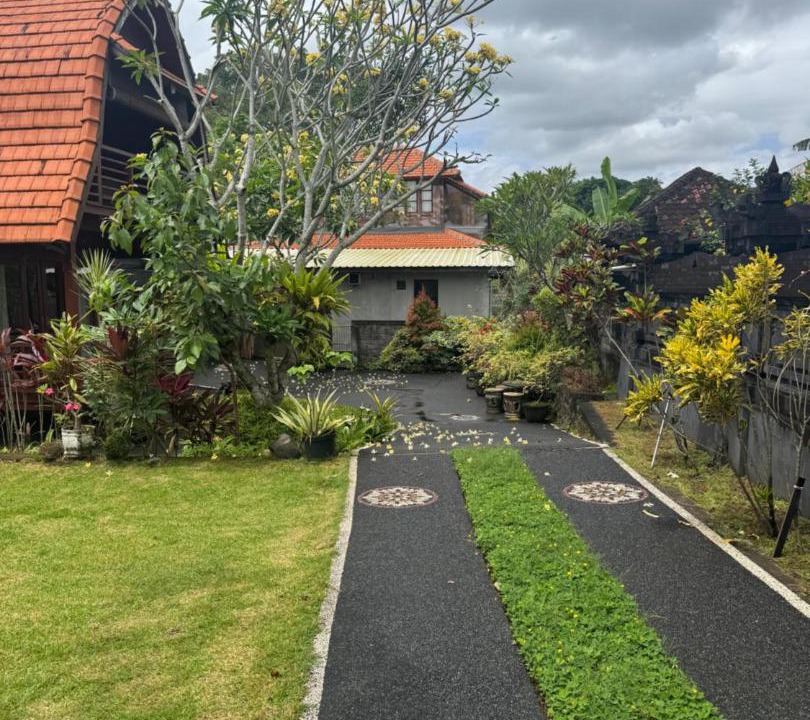 Photo of Outdoor in Bengkel