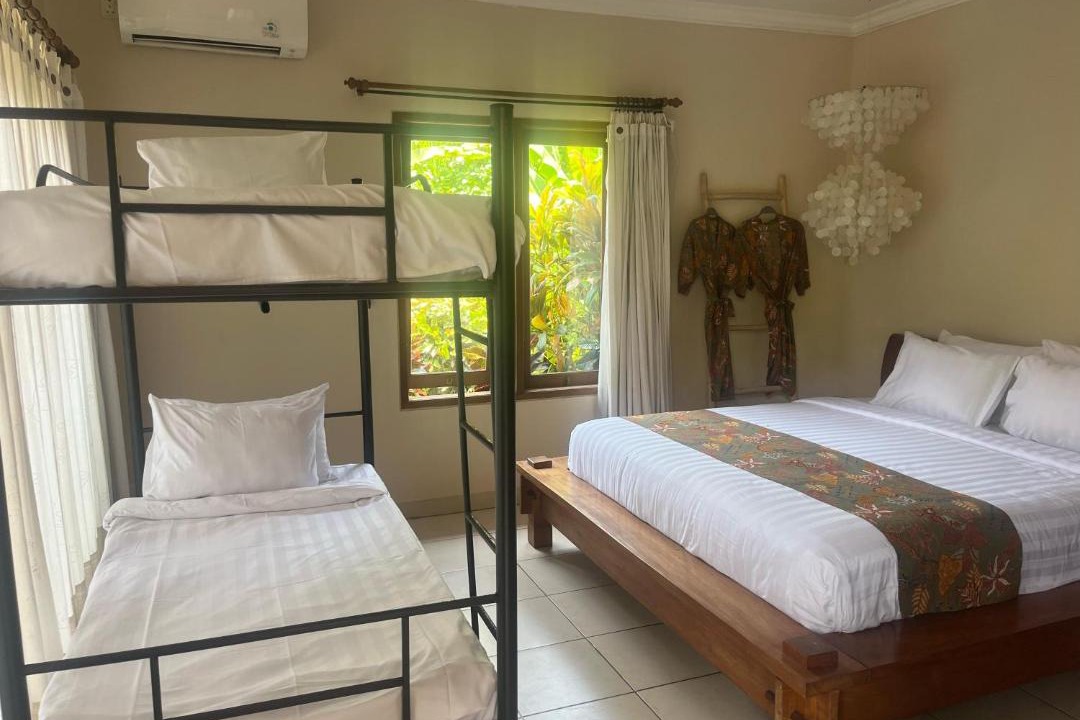 Photo of Bedroom in Suraberata