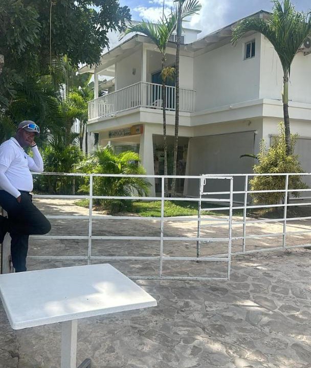 Photo of Others in Dominicus