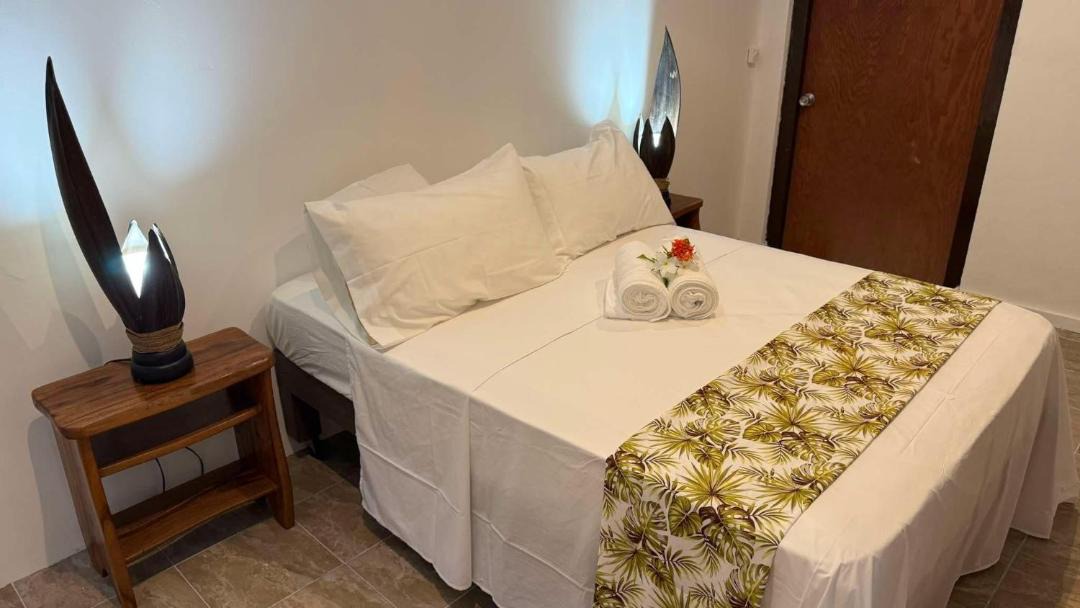 Photo of Bedroom in Anaa