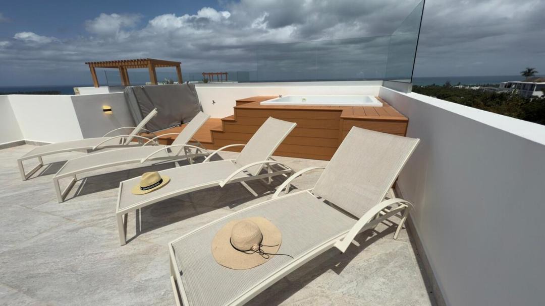 Photo of Patio Balcony in La Iglesia