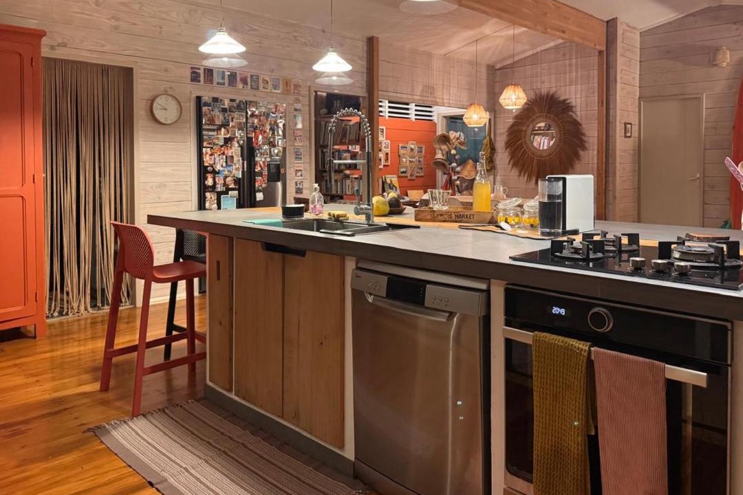 Photo of Kitchen in Teahupoo