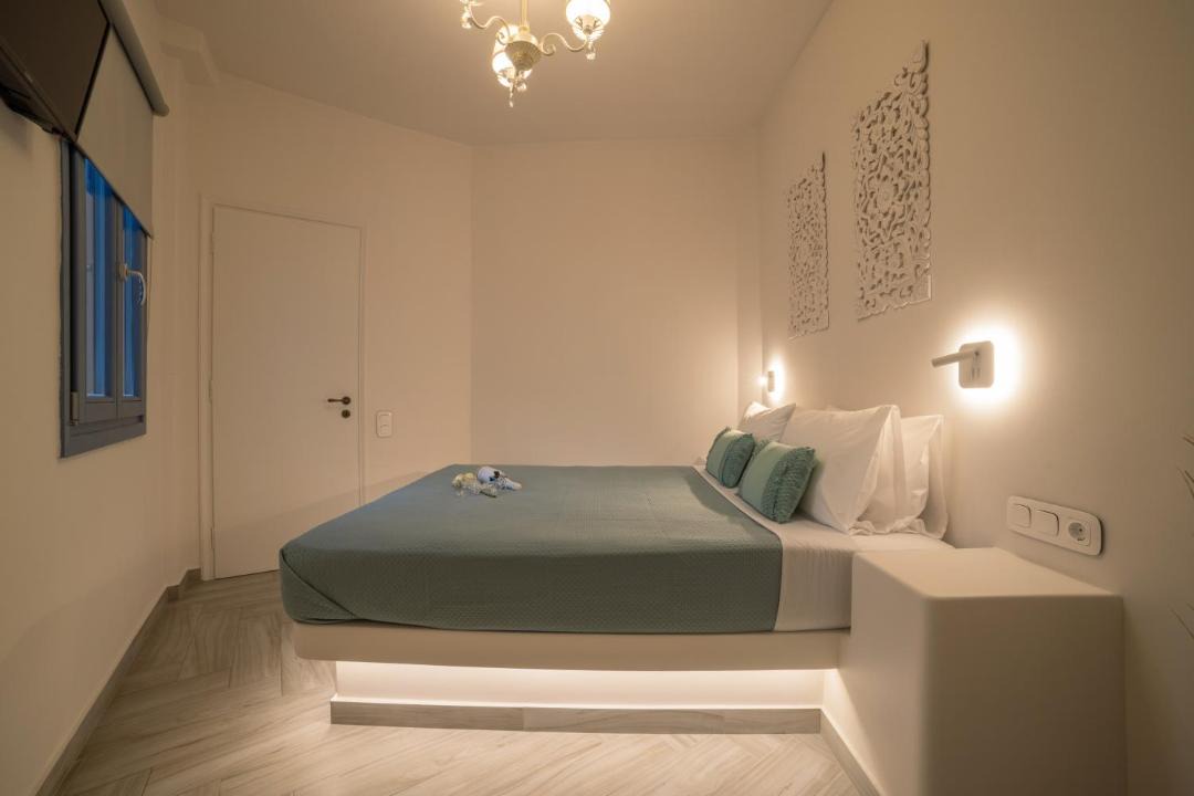 Photo of Bedroom in Paleopolis