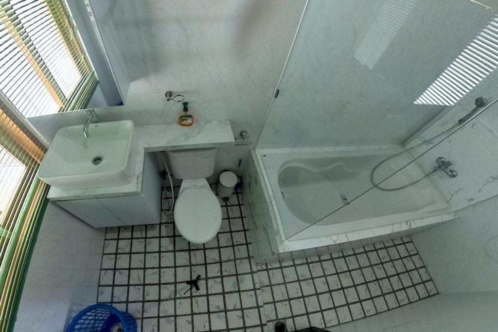 Photo of Bathroom in Padangsambian Klod