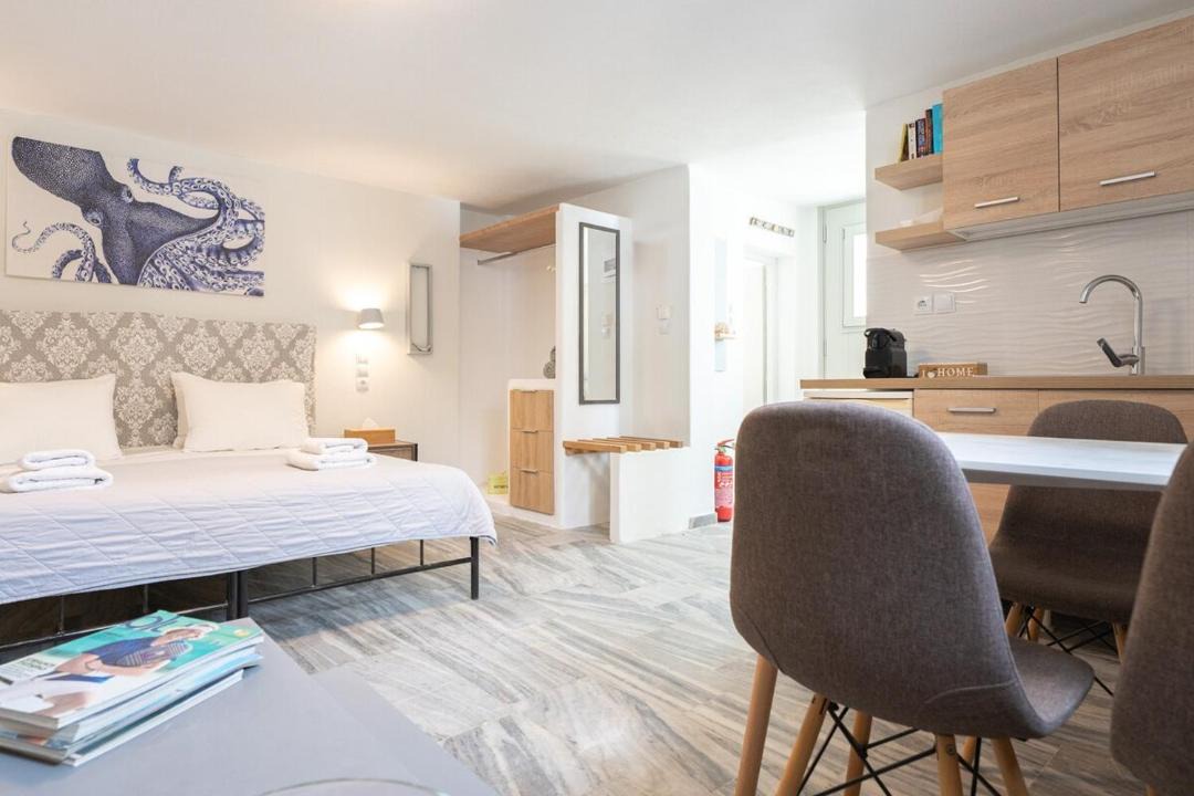 Photo of Bedroom in Naousa