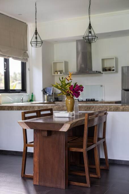 Photo of Kitchen in Suraberata