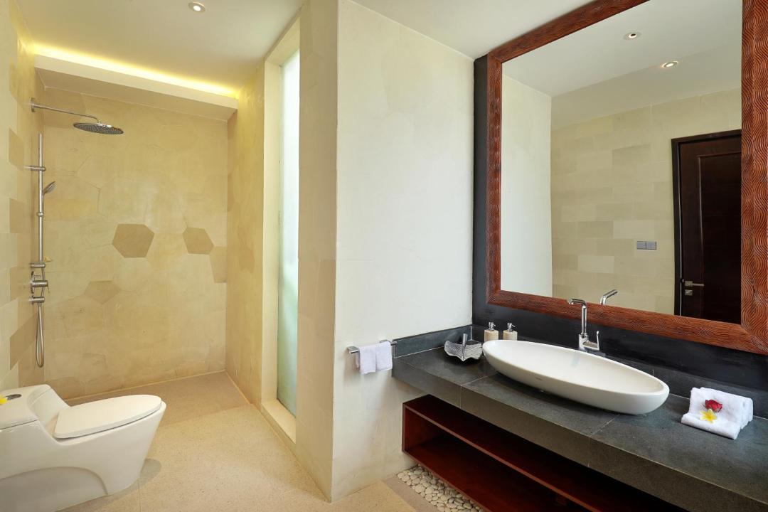 Photo of Bathroom in Kampial