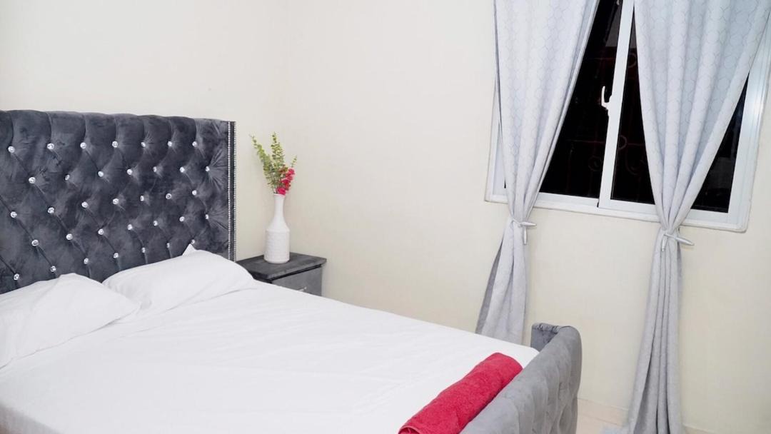 Photo of Bedroom in Pedro Brand