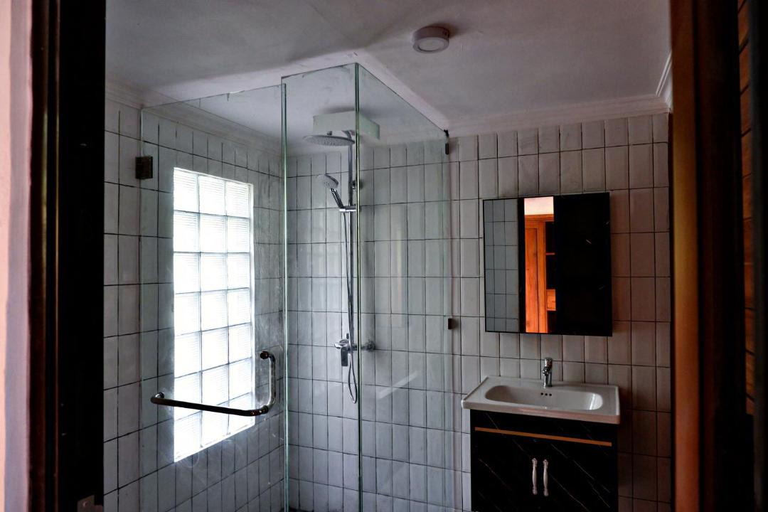 Photo of Bathroom in Medewi