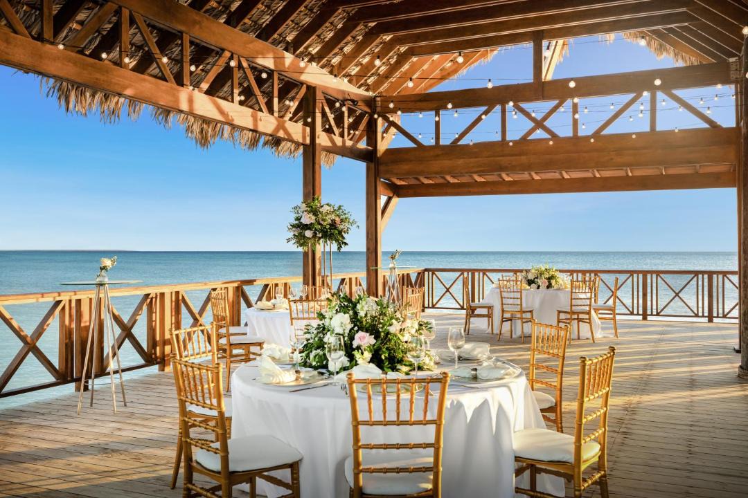 Photo of Others in Dominicus
