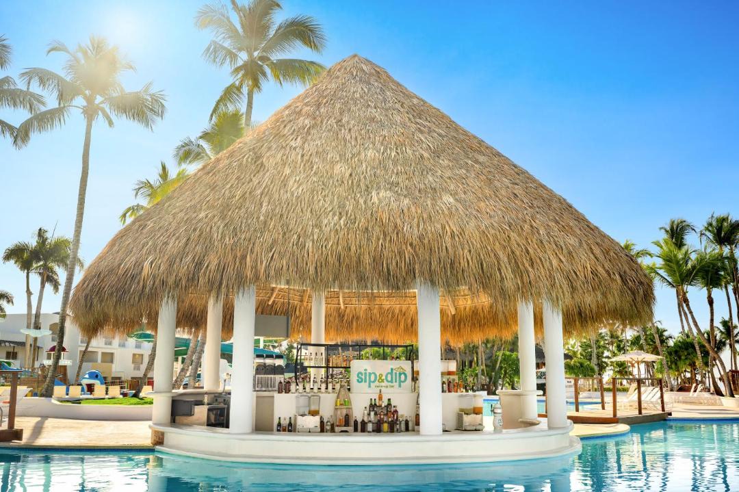 Photo of Others in Dominicus