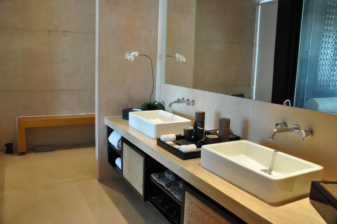Photo of Bathroom in Dyanapura