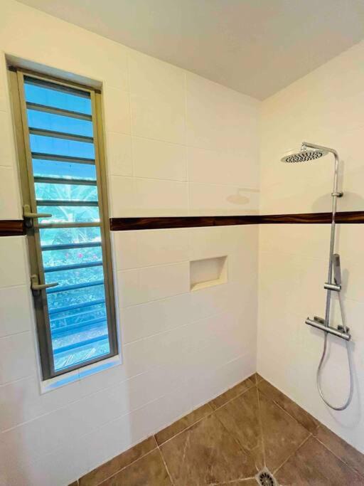 Photo of Bathroom in Huahine