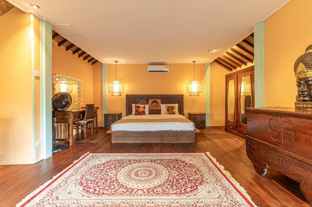 Photo of Bedroom in Drupadi